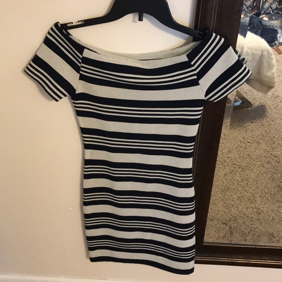 Topshop Dresses & Skirts - Off the shoulder TOPSHOP striped dress Topshop Dresses & Skirts - Off the shoulder TOPSHOP striped dress